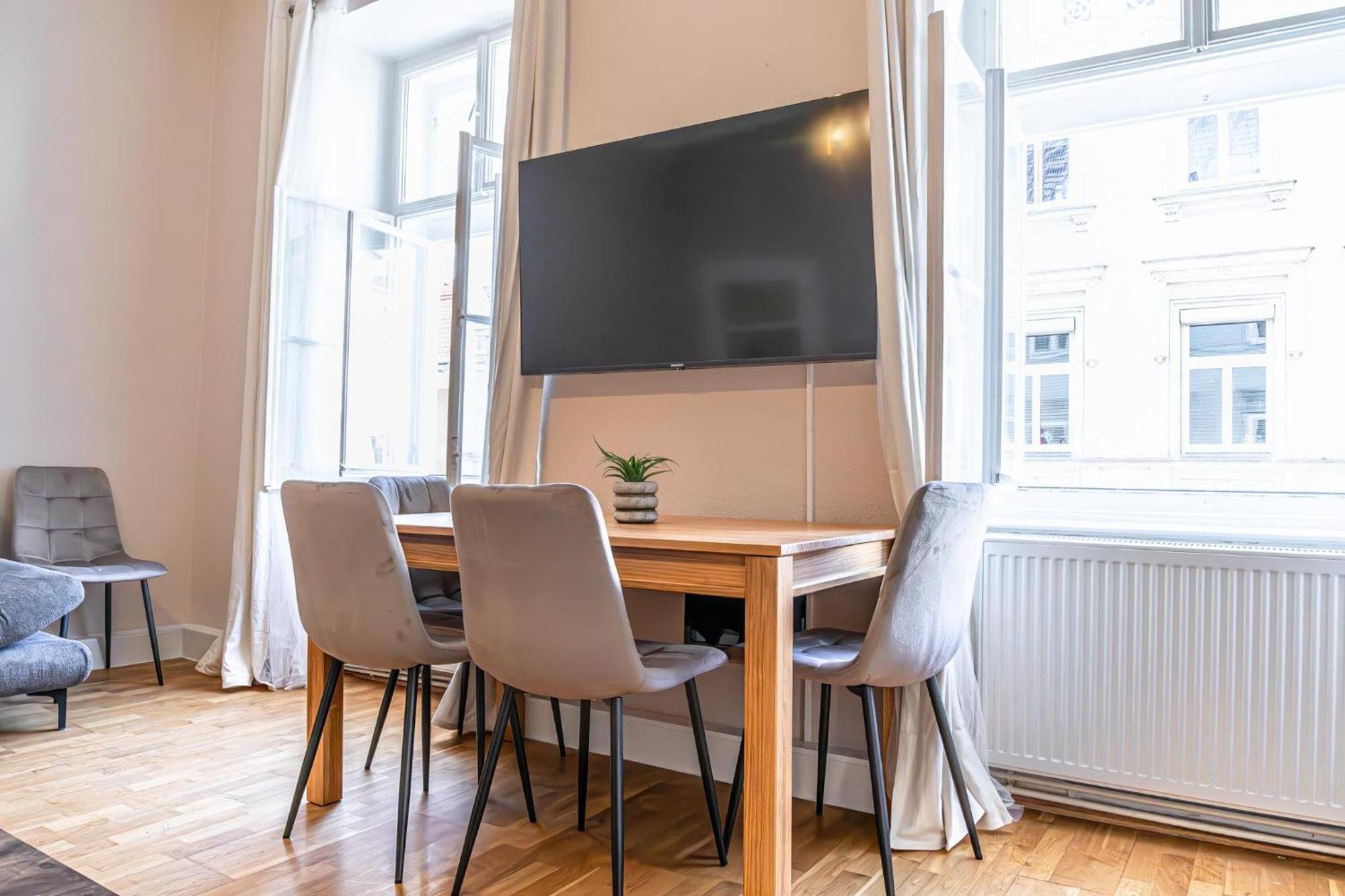Charming 2br Aprtment Near Tourist Attractions * Wien